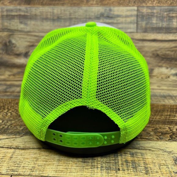 Colt 45 Spicoli Mens Trucker Hat Neon Green Snapback Fast Times At Ridgemont Cap - Picture 5 of 8